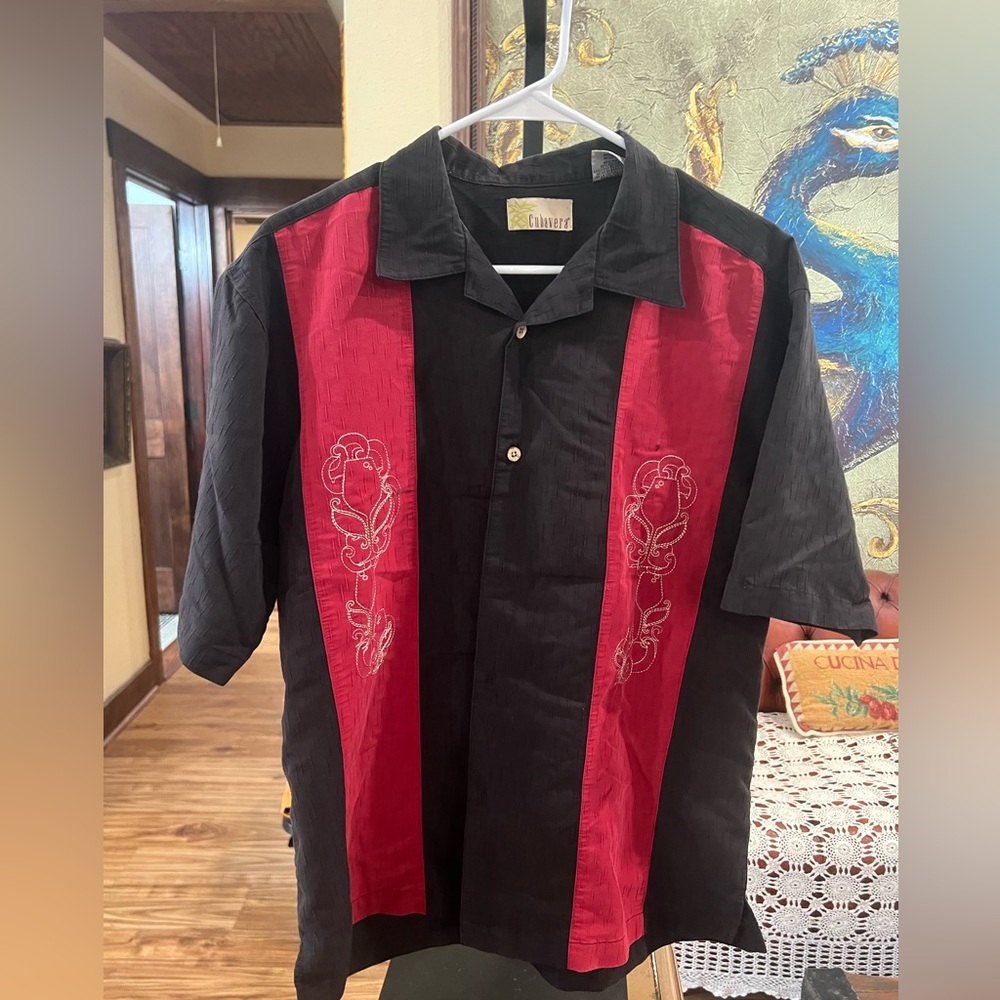 Cubavera Black Short-Sleeve Button Shirt with Red Panels